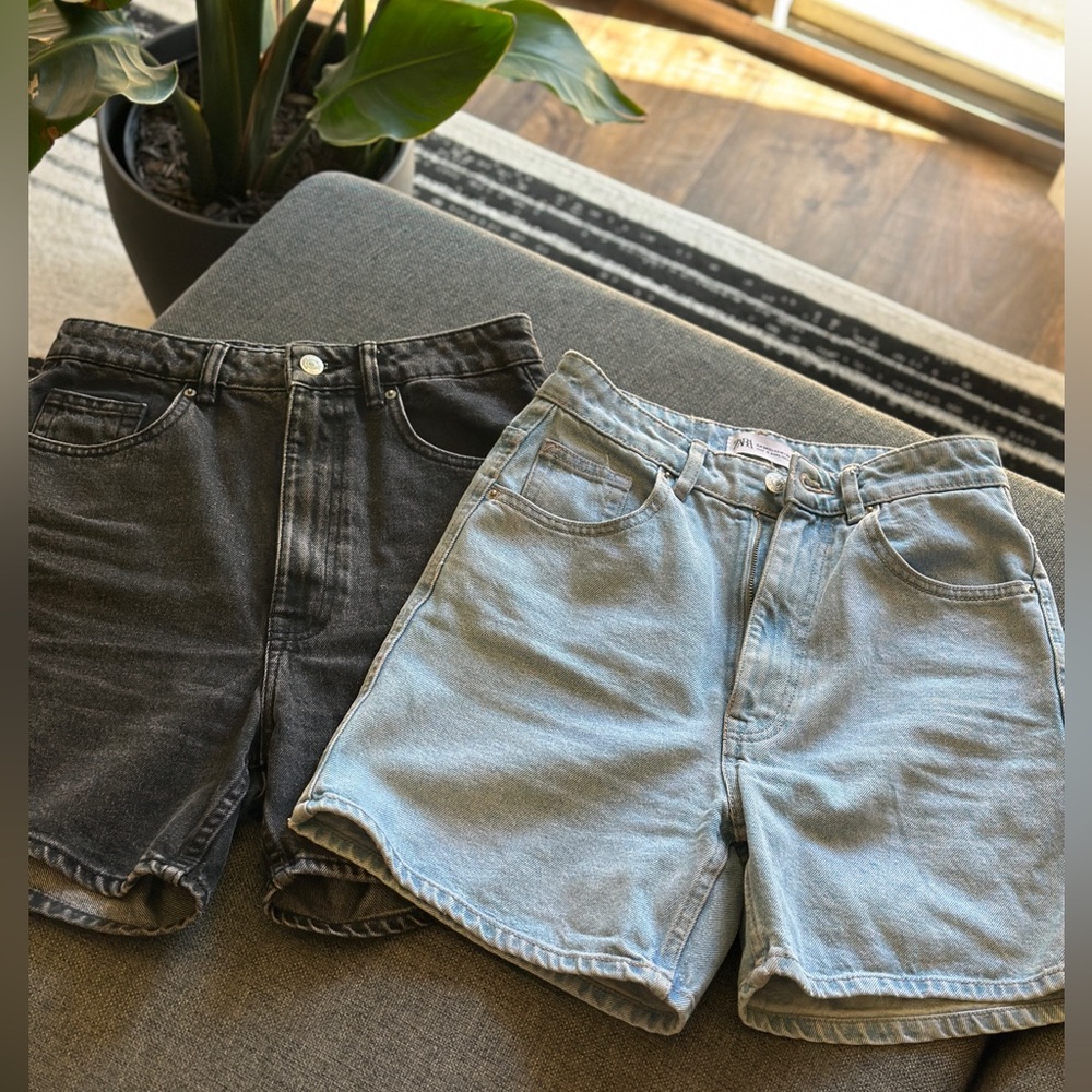 Zara Mid-Rise Denim Shorts Light Blue/Charcoal Black - Picture 3 of 14
